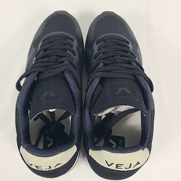 NEW Veja SDU TPU B-Mesh Black White Sneakers Sz 39, W8, M6 - Picture 5 of 7